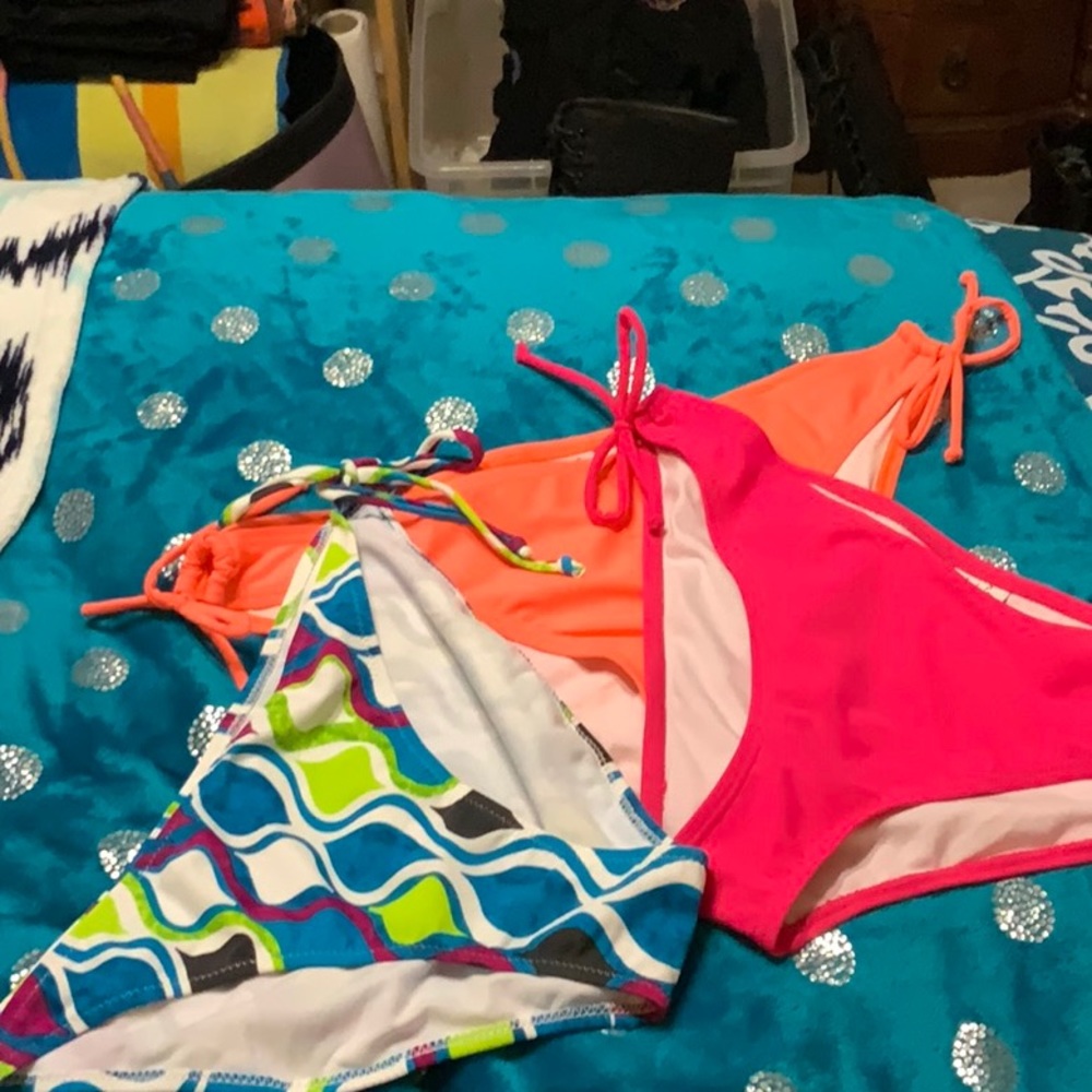 3 Bikini Bottoms